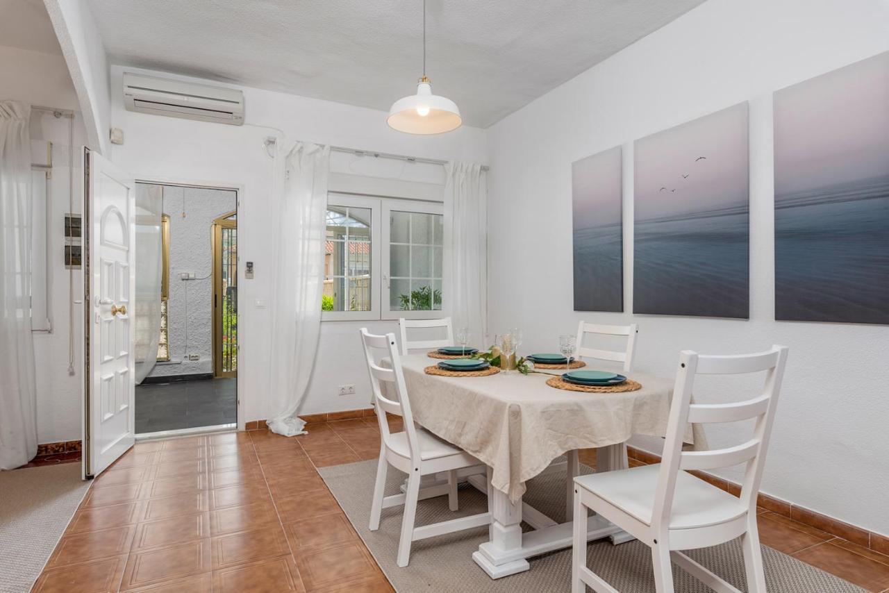 Villa Beautiful House With Sea Views And Private Pool Torrevieja Esterno foto